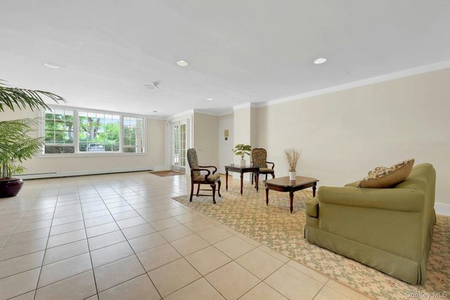 4 Consulate Drive 1B, Tuckahoe, NY 10707