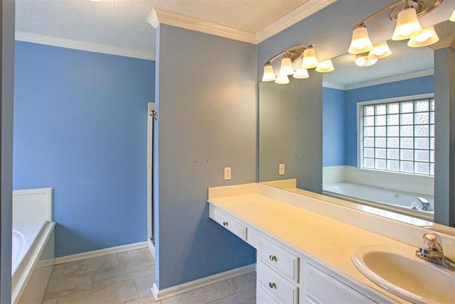 2511 Vogue Drive, Lake Charles, LA 70605