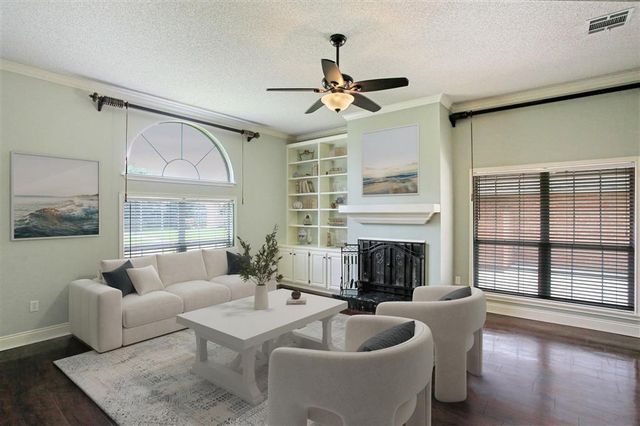 2511 Vogue Drive, Lake Charles, LA 70605