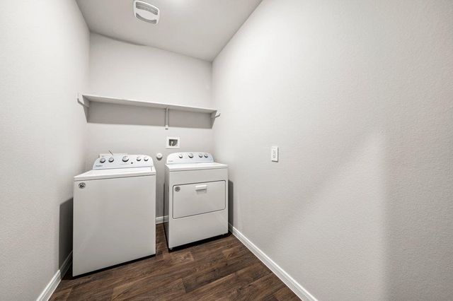 154 Solitude DR, San Marcos, TX 78666