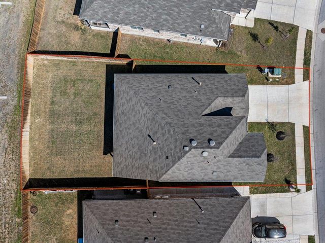 154 Solitude DR, San Marcos, TX 78666