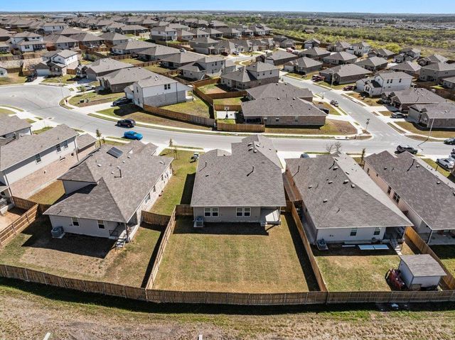 154 Solitude DR, San Marcos, TX 78666