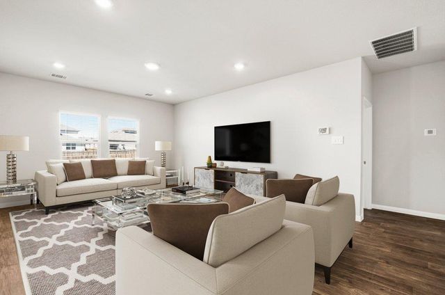 154 Solitude DR, San Marcos, TX 78666