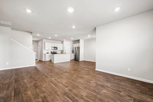 154 Solitude DR, San Marcos, TX 78666