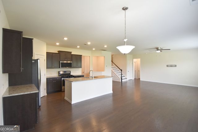 421 Southbridge Pass, Peachtree City, GA 30269