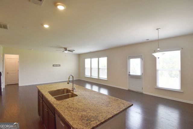 421 Southbridge Pass, Peachtree City, GA 30269