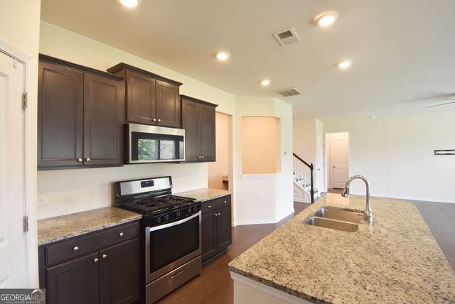 421 Southbridge Pass, Peachtree City, GA 30269