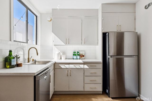 630 Darien Way, San Francisco, CA 94127