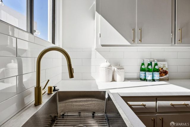 630 Darien Way, San Francisco, CA 94127