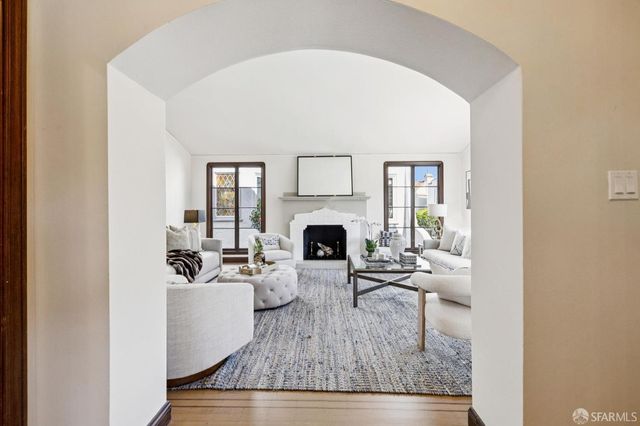 630 Darien Way, San Francisco, CA 94127