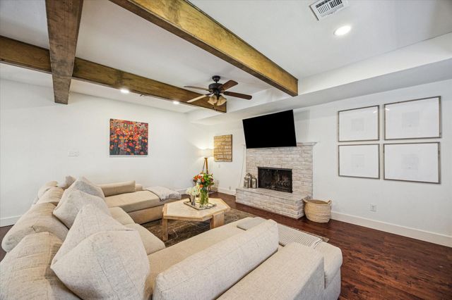 10018 Locke Lane, Houston, TX 77042