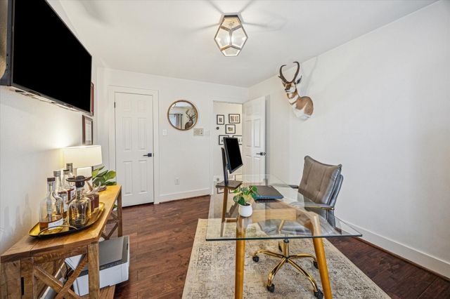 10018 Locke Lane, Houston, TX 77042