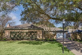 10018 Locke Lane, Houston, TX 77042