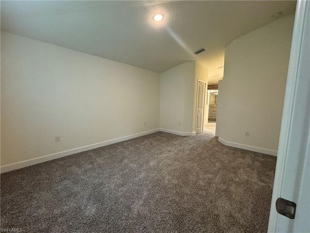 2711 20th ST SW, Lehigh Acres, FL 33976