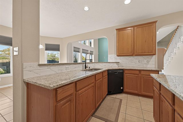 4011 Waterwood Drive, Baytown, TX 77521