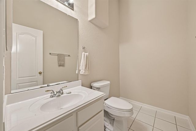 4011 Waterwood Drive, Baytown, TX 77521