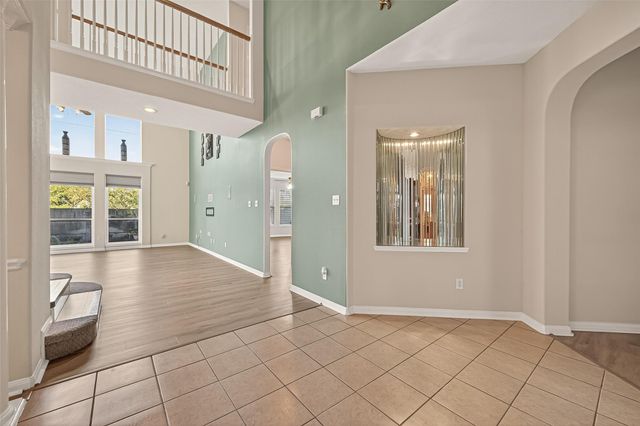 4011 Waterwood Drive, Baytown, TX 77521