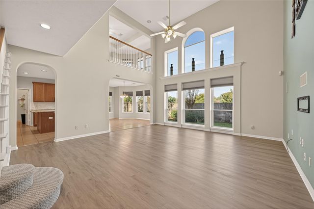 4011 Waterwood Drive, Baytown, TX 77521