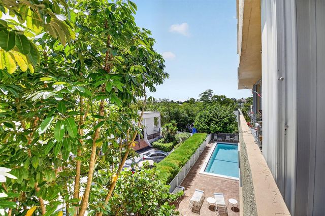 3581 S Ocean Boulevard 3c, South Palm Beach, FL 33480