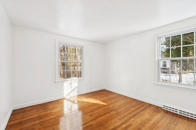 7 Captain's Lane, Mattapoisett, MA 02739