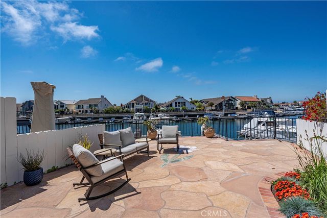3442 Windspun Drive, Huntington Beach, CA 92649