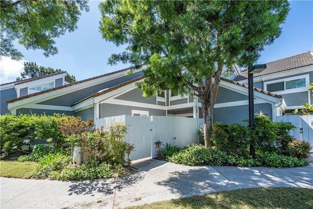 3442 Windspun Drive, Huntington Beach, CA 92649