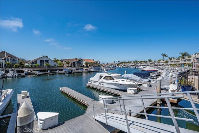3442 Windspun Drive, Huntington Beach, CA 92649