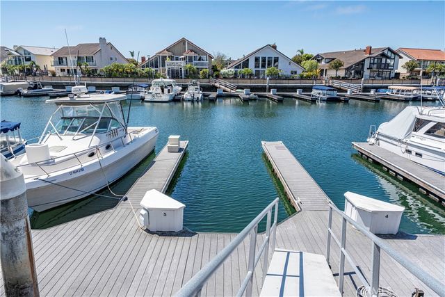 3442 Windspun Drive, Huntington Beach, CA 92649