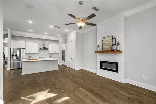 685 Stickley Oak Way, Woodstock, GA 30189