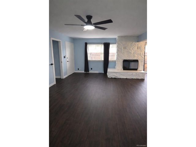 9884 Appletree Pl, Thornton, CO 80260