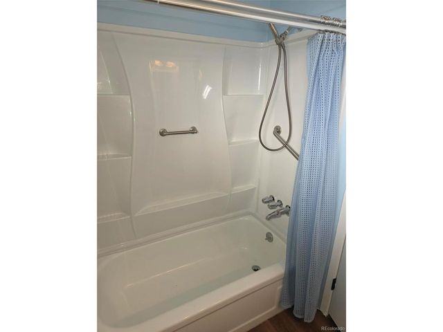 9884 Appletree Pl, Thornton, CO 80260