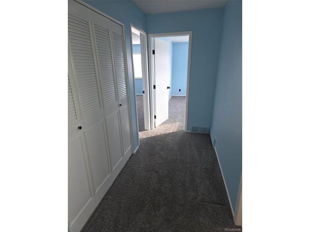 9884 Appletree Pl, Thornton, CO 80260