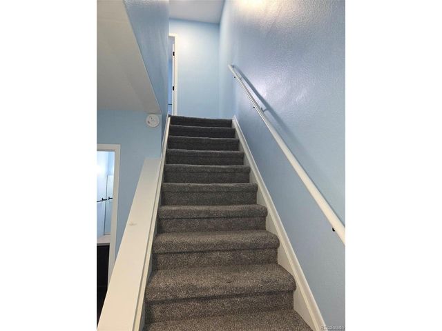 9884 Appletree Pl, Thornton, CO 80260