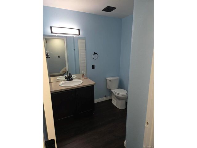 9884 Appletree Pl, Thornton, CO 80260