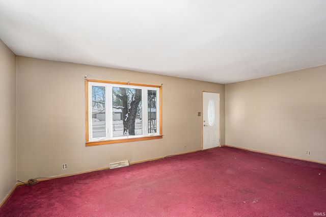 19343 Burke Street, South Bend, IN 46637