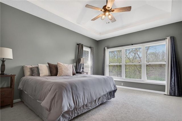 30305 W 84th Terrace, De Soto, KS 66018