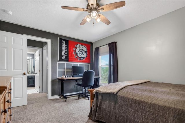 30305 W 84th Terrace, De Soto, KS 66018