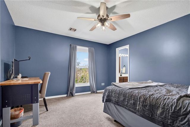30305 W 84th Terrace, De Soto, KS 66018