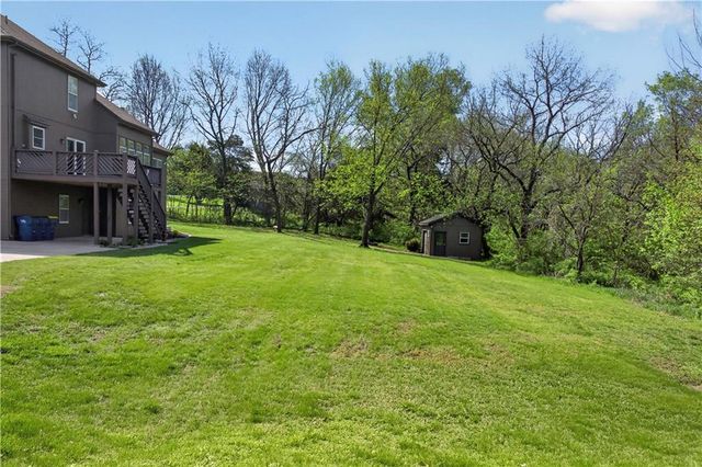 30305 W 84th Terrace, De Soto, KS 66018
