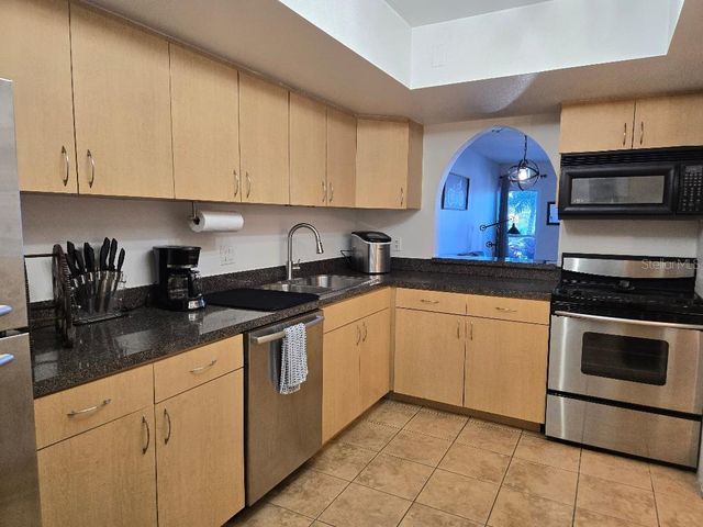 4908 38TH WAY S 103, St Petersburg, FL 33711