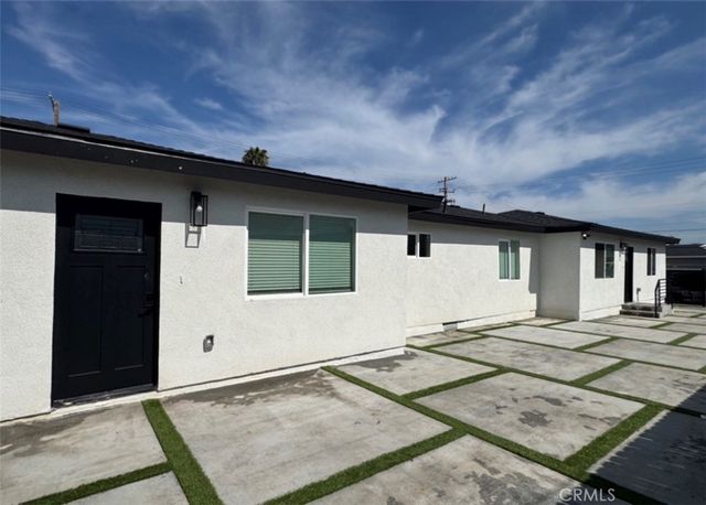 9307 S Budlong 1, Los Angeles, CA 90044
