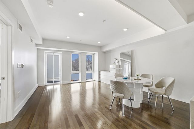 262 Monsignor Obrien Hwy 305, Cambridge, MA 02141