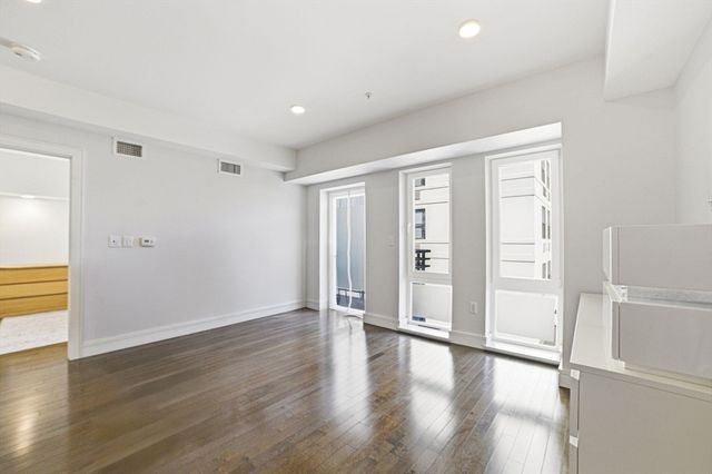 262 Monsignor Obrien Hwy 305, Cambridge, MA 02141