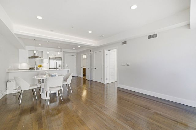 262 Monsignor Obrien Hwy 305, Cambridge, MA 02141