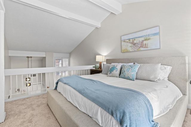 800 S BLVD OF THE PRESIDENTS 3, Sarasota, FL 34236