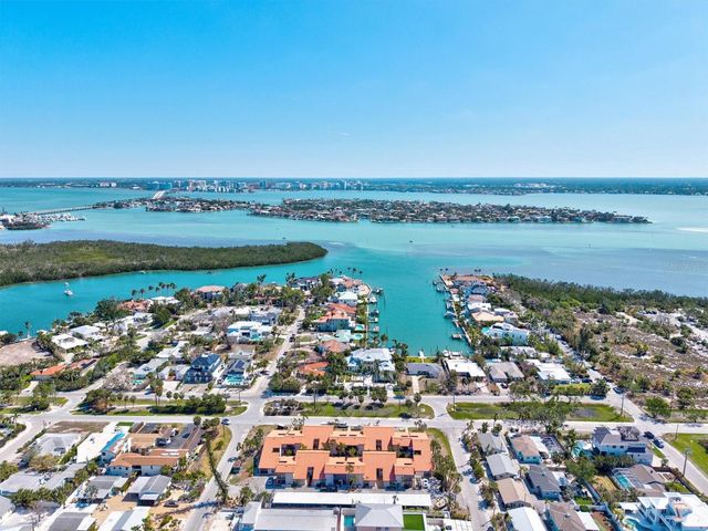 800 S BLVD OF THE PRESIDENTS 3, Sarasota, FL 34236