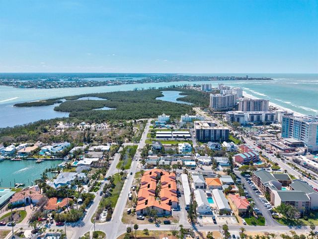 800 S BLVD OF THE PRESIDENTS 3, Sarasota, FL 34236