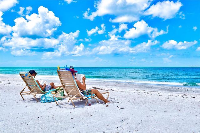 800 S BLVD OF THE PRESIDENTS 3, Sarasota, FL 34236