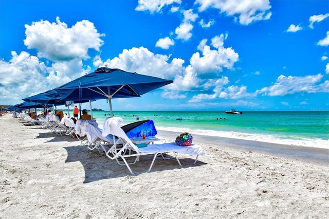 800 S BLVD OF THE PRESIDENTS 3, Sarasota, FL 34236