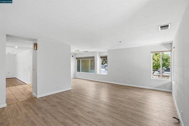 5517 Shorehaven Cir, Livermore, CA 94551